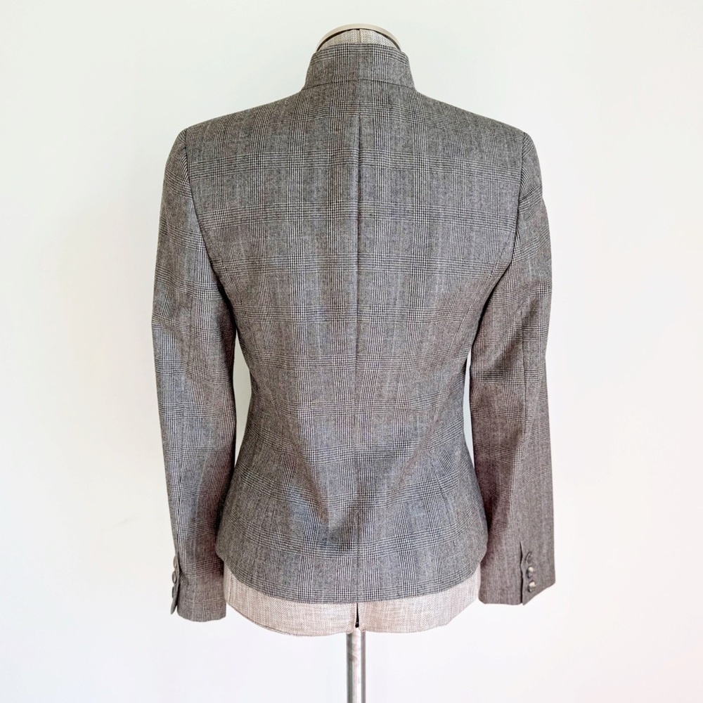 Carolina Herrera suit jacket - Picture 3 of 16